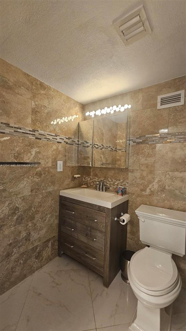 2501 S Ocean Dr , Unit 327, Hollywood, FL 33019 Photo