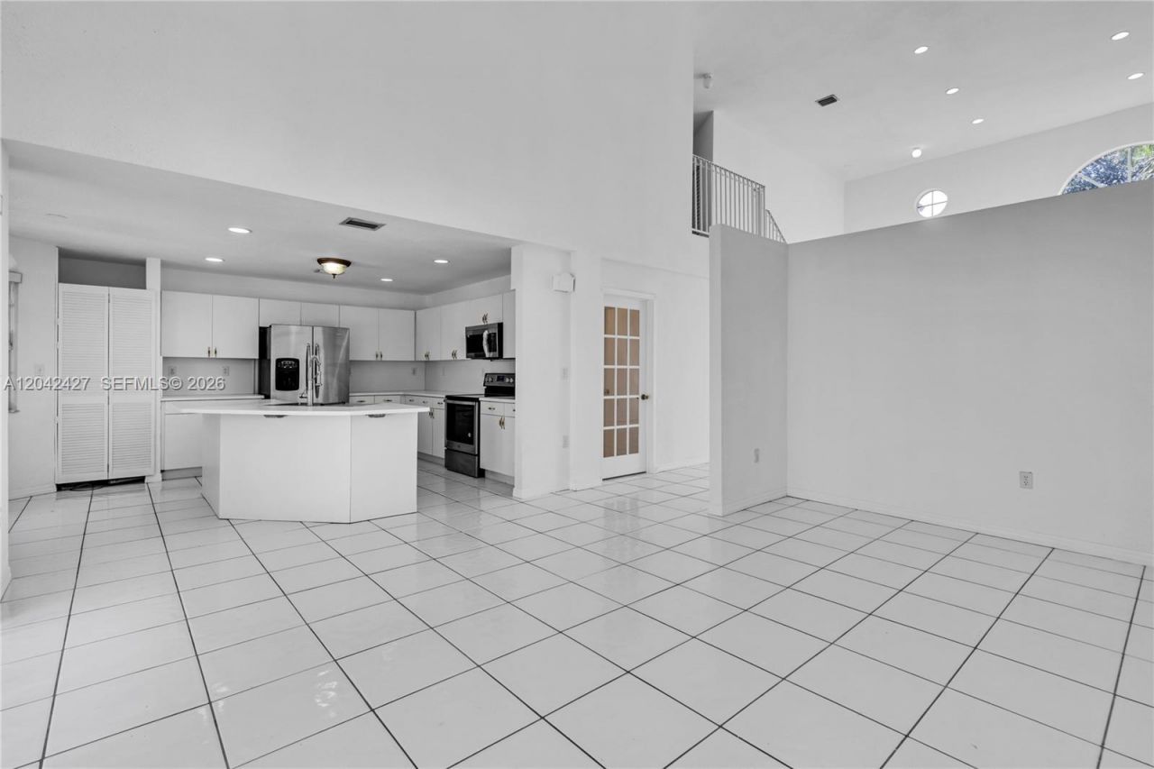 15251 NW 89th Ave , Miami Lakes, FL 33018 Photo