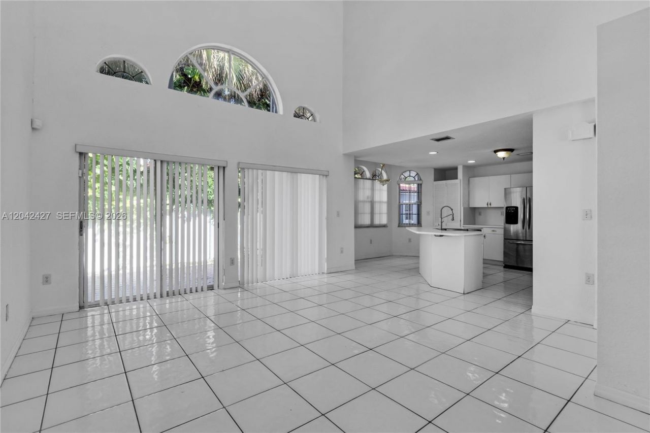 15251 NW 89th Ave , Miami Lakes, FL 33018 Photo