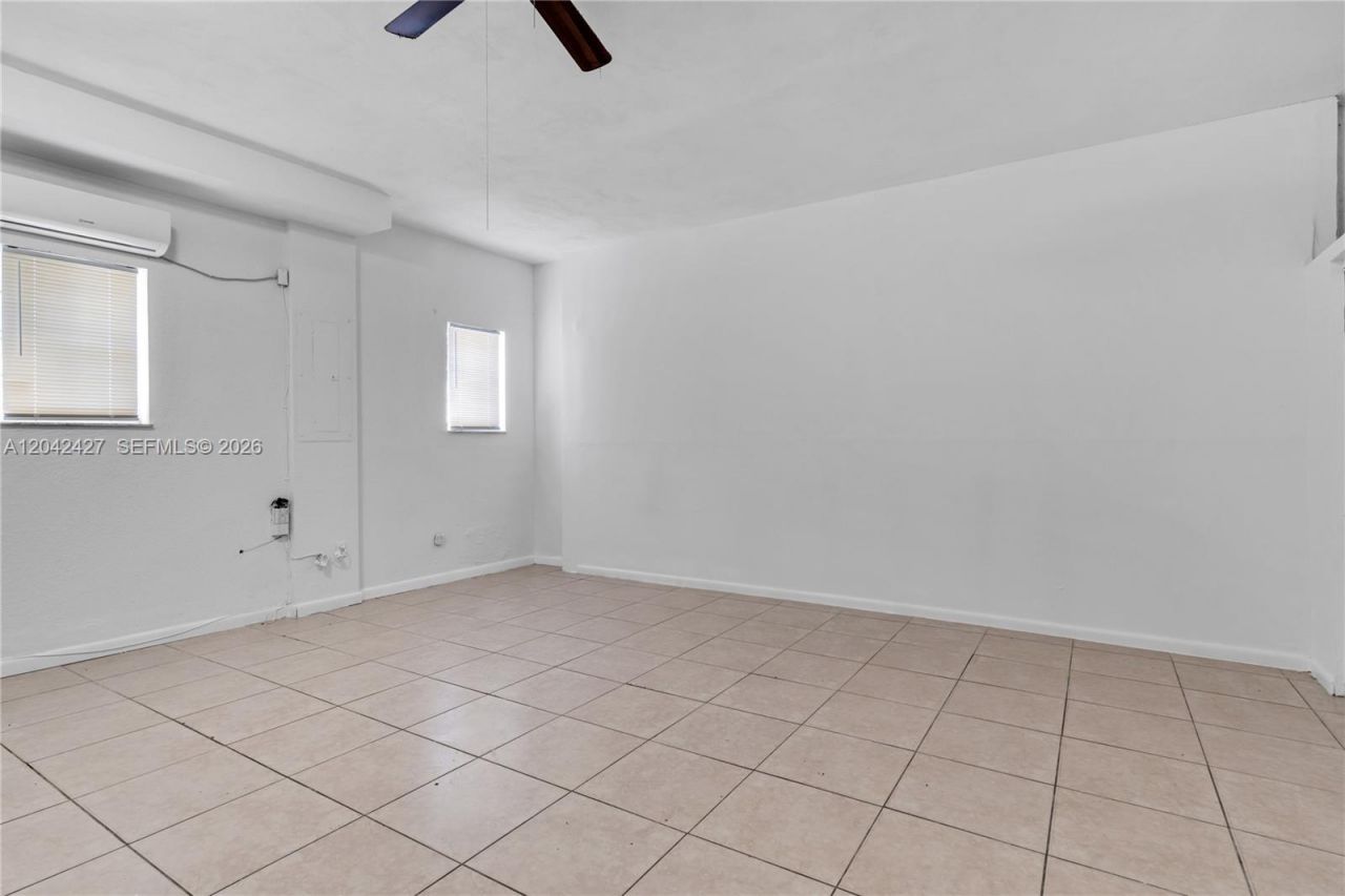 15251 NW 89th Ave , Miami Lakes, FL 33018 Photo