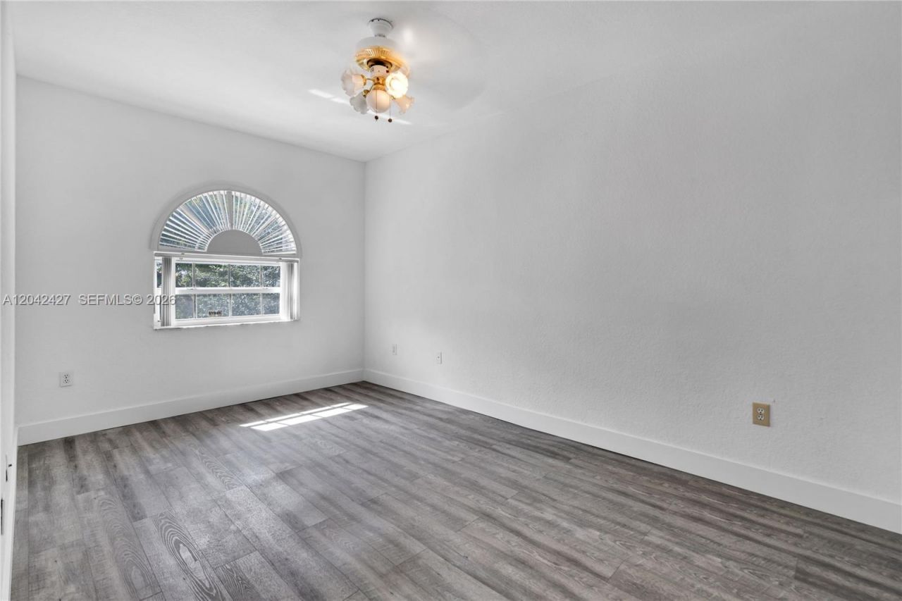 15251 NW 89th Ave , Miami Lakes, FL 33018 Photo