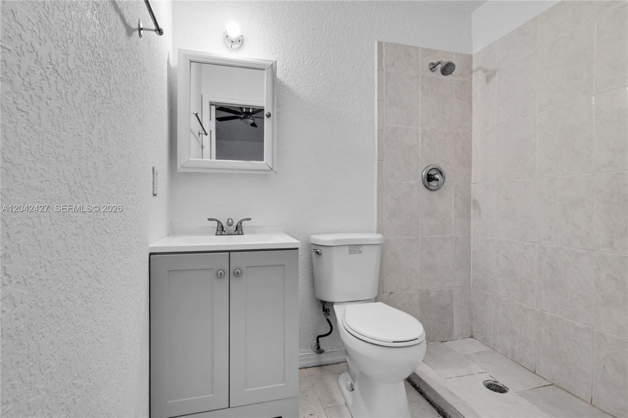 15251 NW 89th Ave , Miami Lakes, FL 33018 Photo