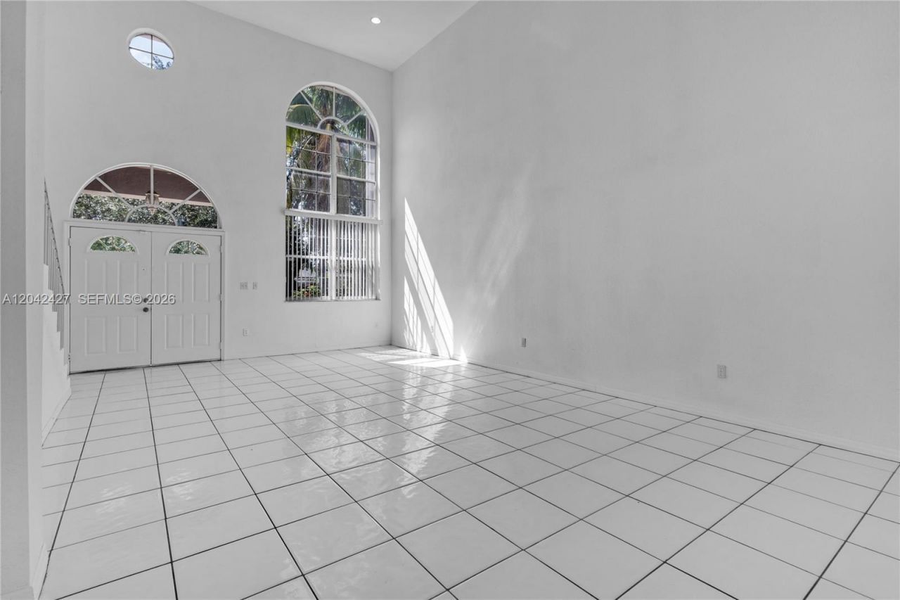 15251 NW 89th Ave , Miami Lakes, FL 33018 Photo