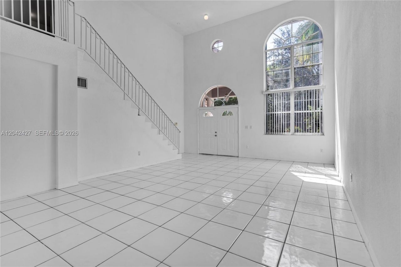 15251 NW 89th Ave , Miami Lakes, FL 33018 Photo
