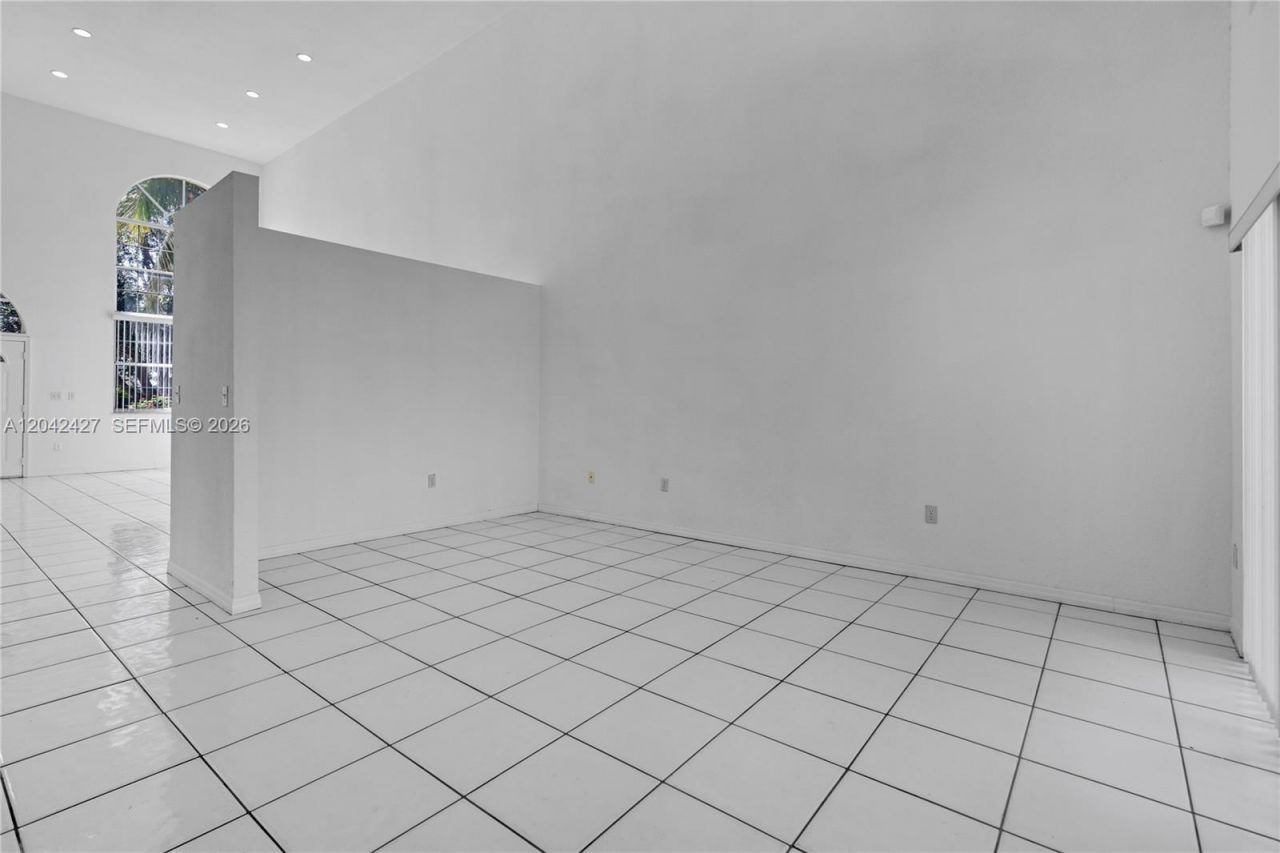 15251 NW 89th Ave , Miami Lakes, FL 33018 Photo