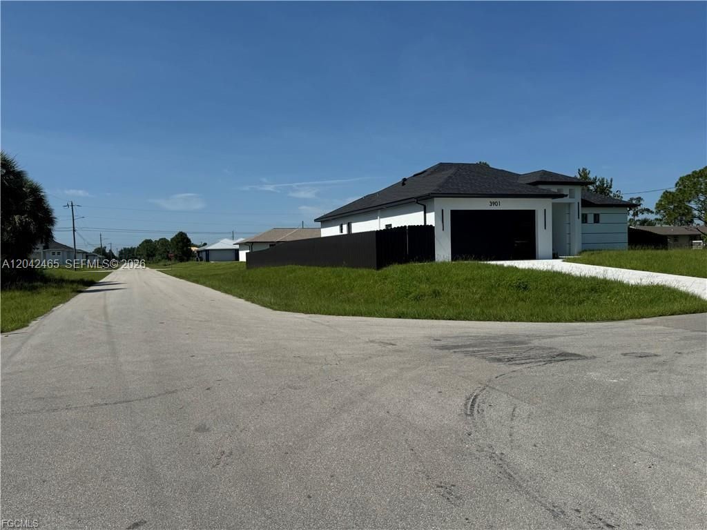 3901 3rd St SW , Lehigh Acres, FL 33976 Photo