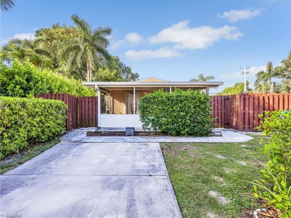 800 102nd AVE N, NAPLES, FL 34108