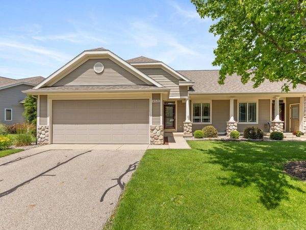4626 Canterbury Court, Hudsonville, MI 49426