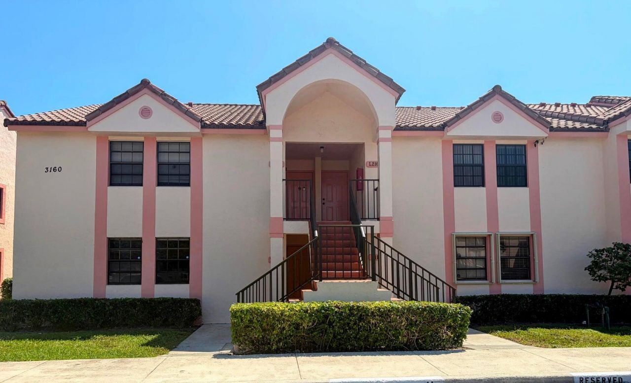3160 Leewood Terrace, Unit L115, Boca Raton, FL 33431 Photo