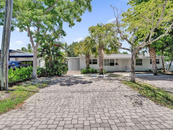 2020 NE 15th Street, Fort Lauderdale, FL 33304