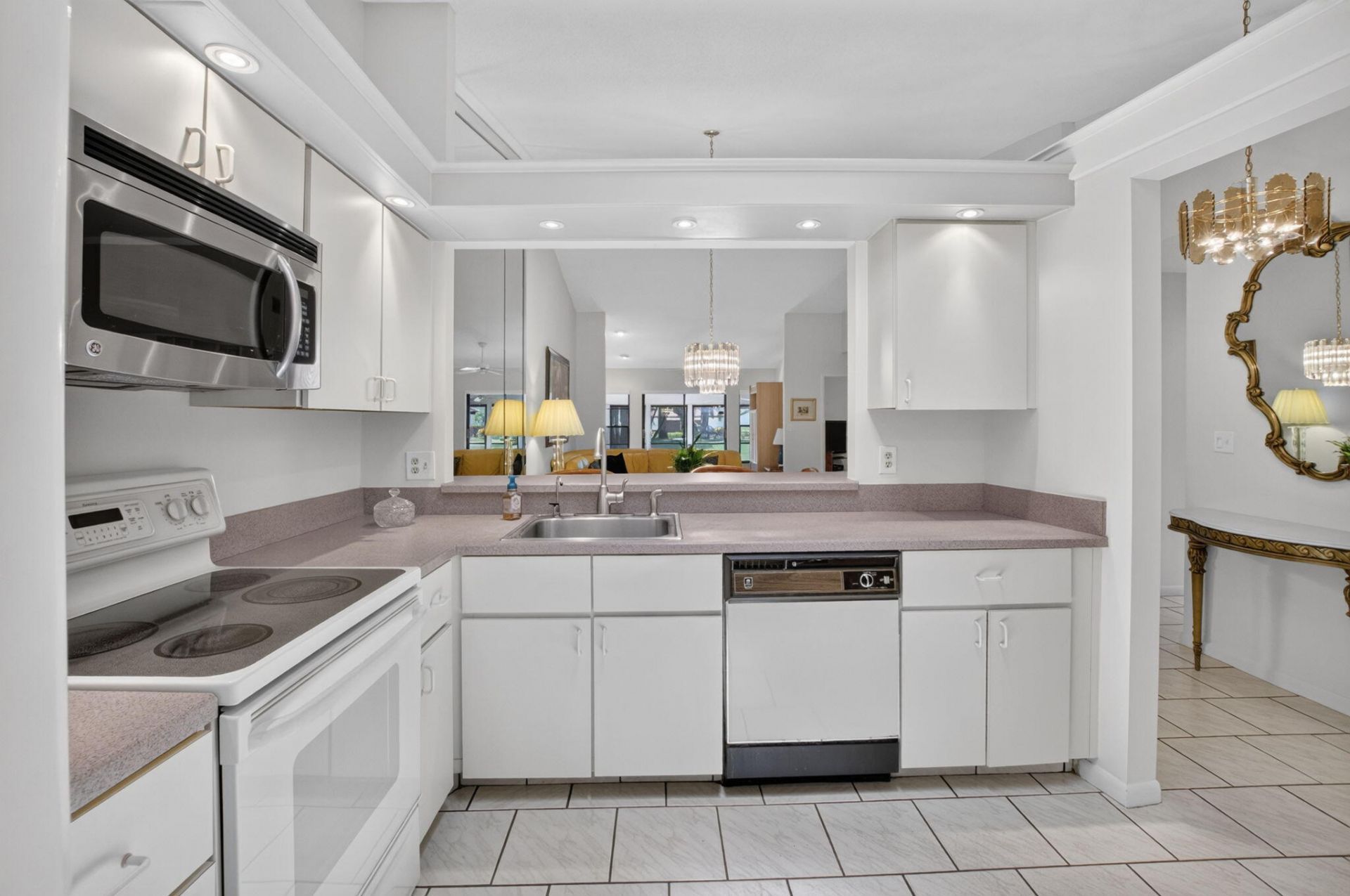 10546 Beach Palm Court, Unit B, Boynton Beach, FL 33437 Photo