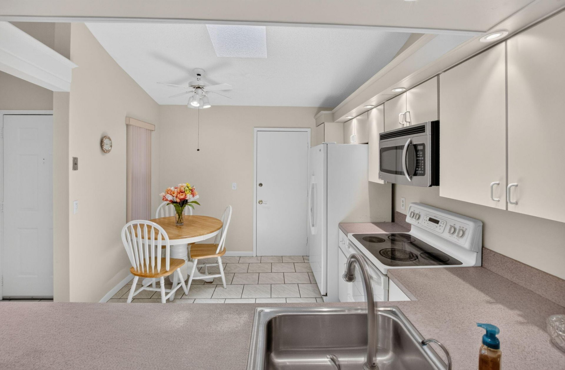 10546 Beach Palm Court, Unit B, Boynton Beach, FL 33437 Photo