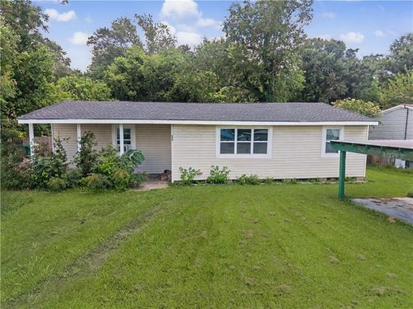 333 KILLONA Drive, Killona, LA 70057