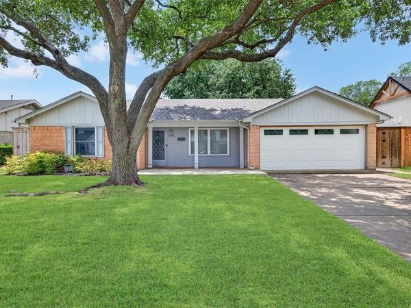 2838 Ermine Way, Farmers Branch, TX 75234