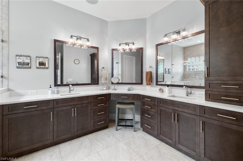 14726 Reserve Ln , Naples, FL 34109 Photo