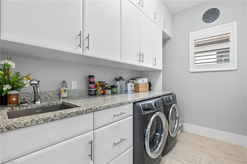14726 Reserve Ln , Naples, FL 34109 Photo