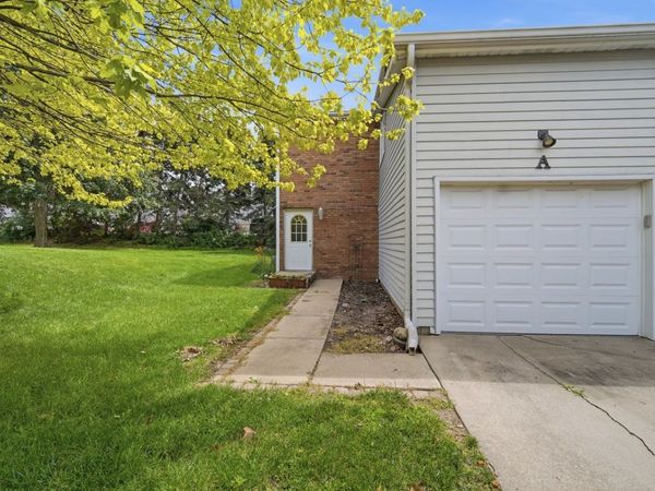 1532 Hunt Drive , Unit A, Normal, IL 61761