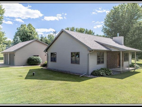 N5277 EVERTS ROAD, New London, WI 54961