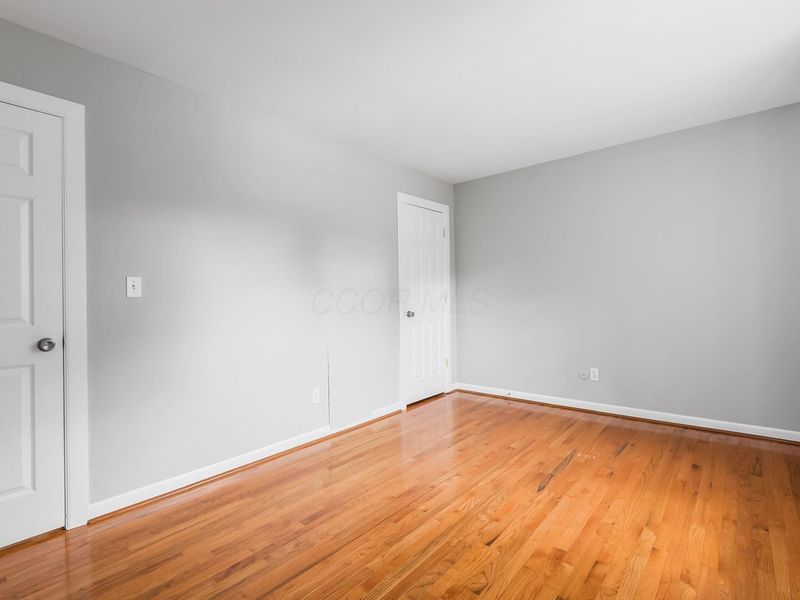 148 Tarryton Court W, Unit 25B, Columbus, OH 43228 Photo 21