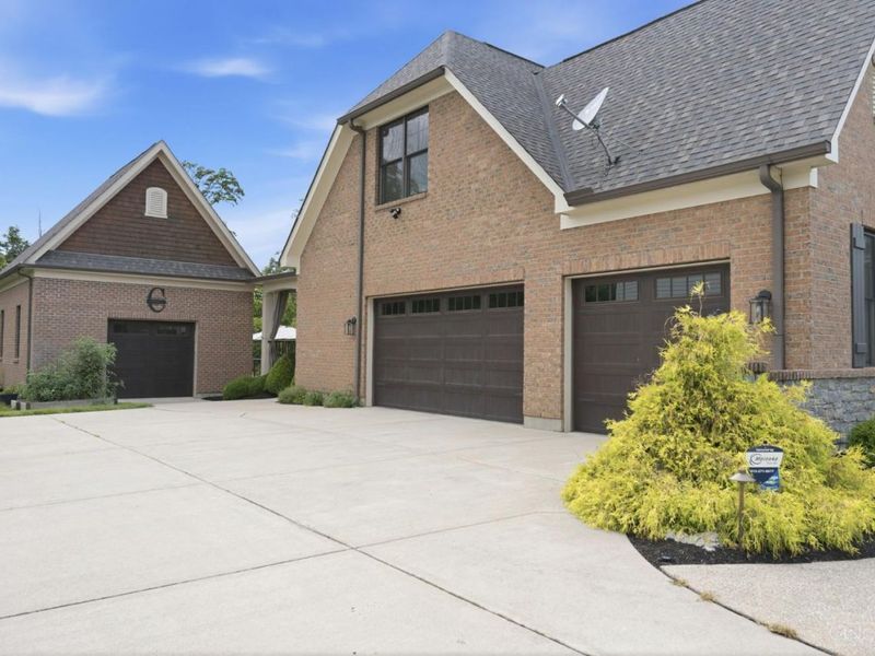 587 Forestedge Drive, Anderson Twp, OH 45255 Photo 59