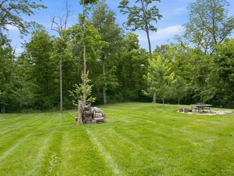 587 Forestedge Drive, Anderson Twp, OH 45255 Photo 77