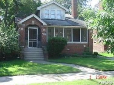 229 Chalmers Street, Detroit, MI 48215