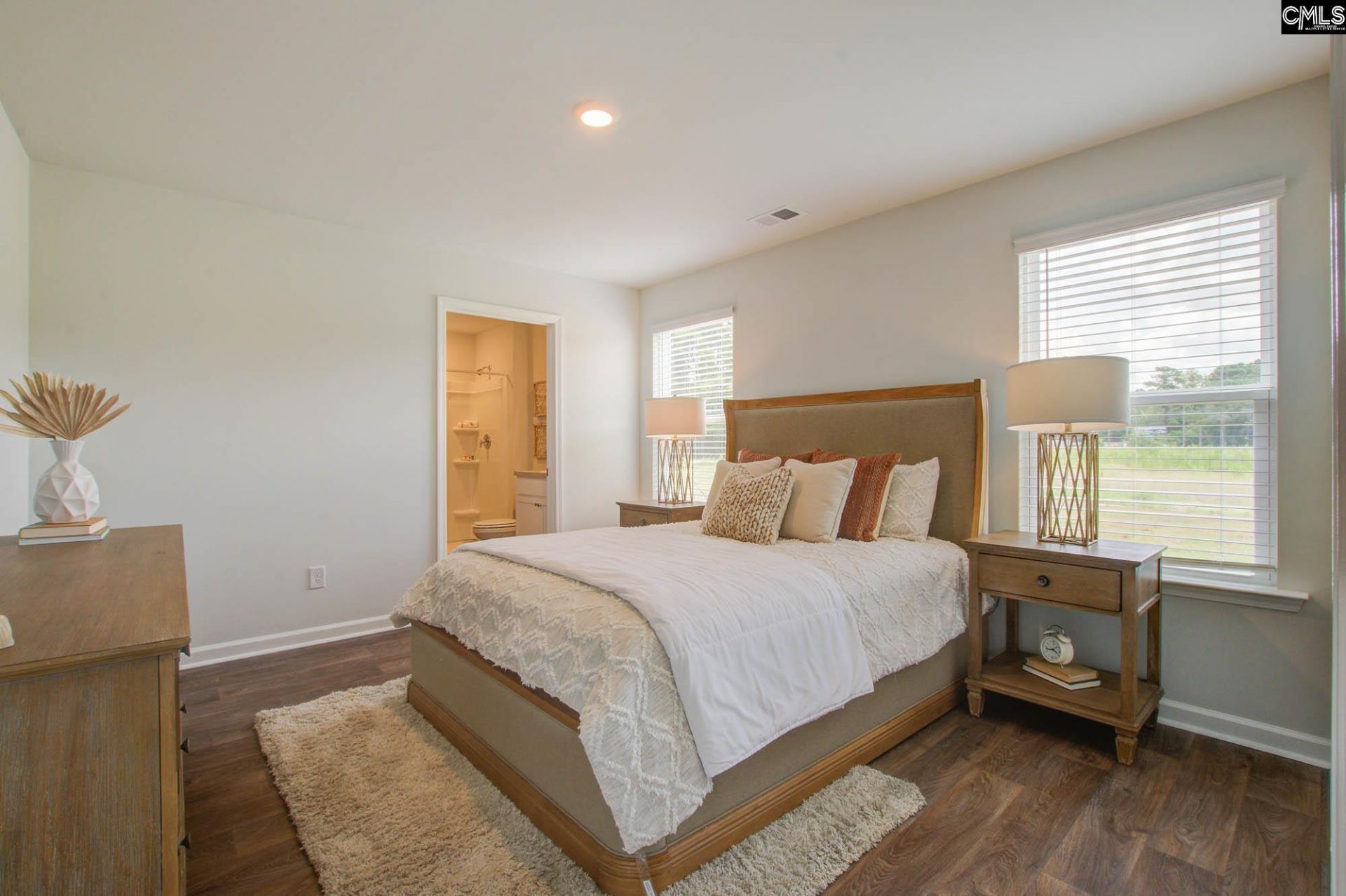131 Brooks Drive  Photo 4