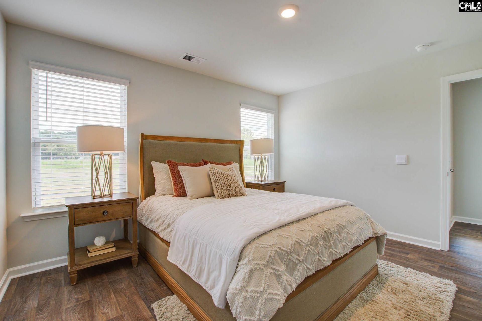 131 Brooks Drive  Photo 5
