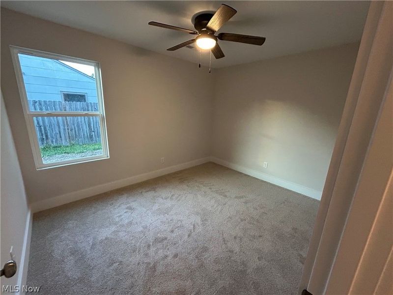 938 East Drive, Sheffield Lake, OH 44054 Photo 12