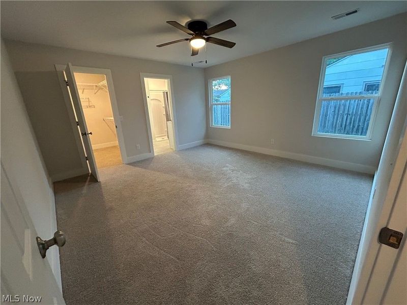 938 East Drive, Sheffield Lake, OH 44054 Photo 14