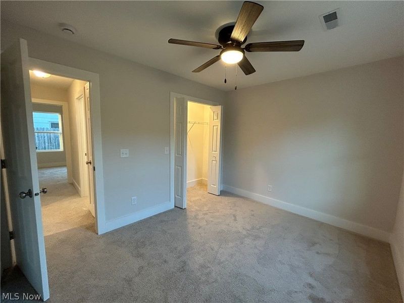 938 East Drive, Sheffield Lake, OH 44054 Photo 7
