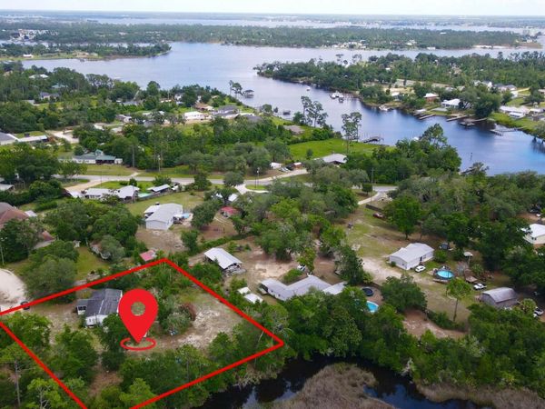 1125 Donald Penny Drive , Southport, FL 32409