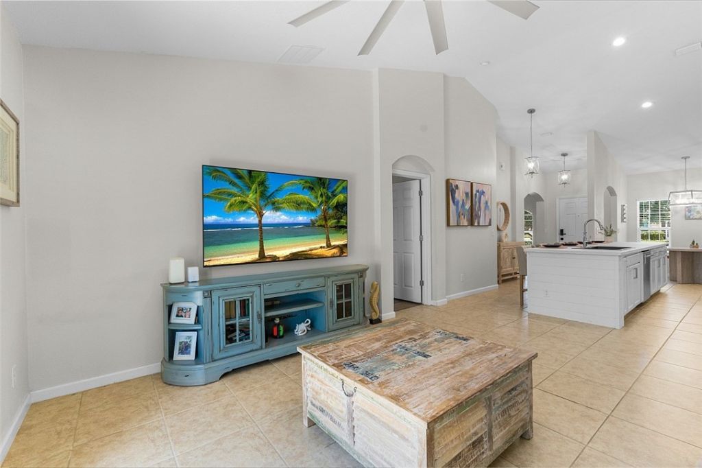 8110 Westfield Circle, Vero Beach, FL 32966 Photo