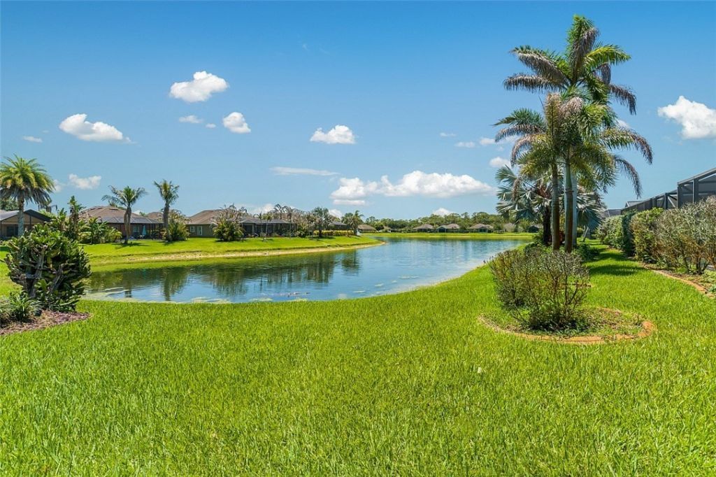 8110 Westfield Circle, Vero Beach, FL 32966 Photo