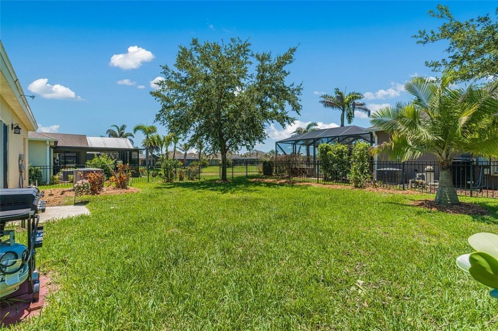 8110 Westfield Circle, Vero Beach, FL 32966 Photo