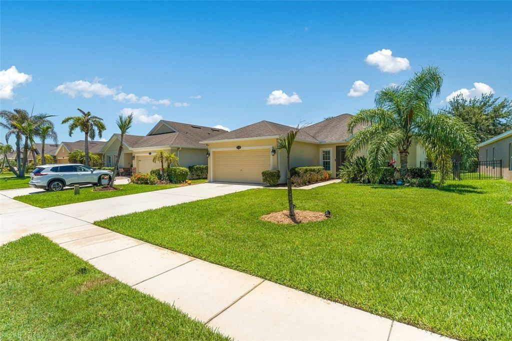 8110 Westfield Circle, Vero Beach, FL 32966 Photo
