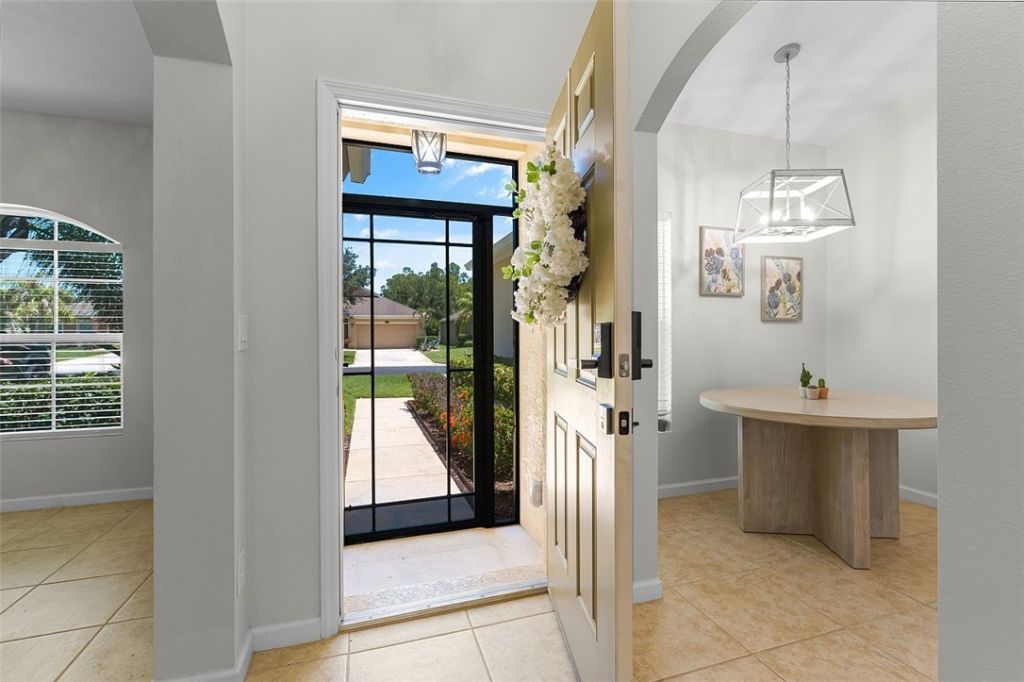 8110 Westfield Circle, Vero Beach, FL 32966 Photo