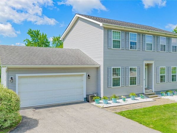 3745 Mitchell Rd, New Castle, PA 16105