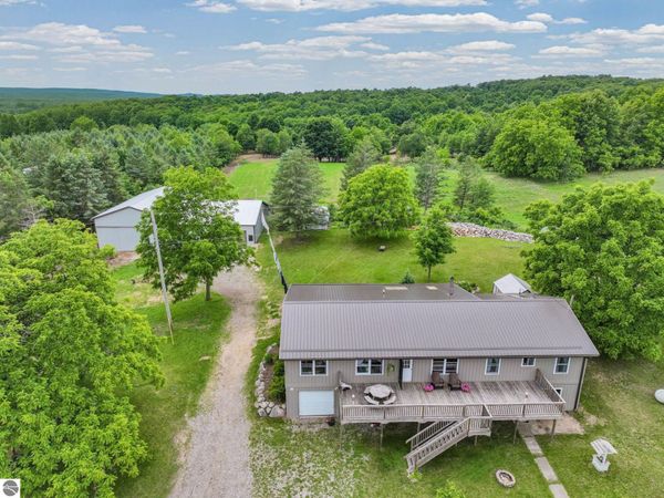 6351 33 Road N, Manton, MI 49663