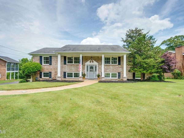 2125 Bonaire Road, Kingsport, TN 37660