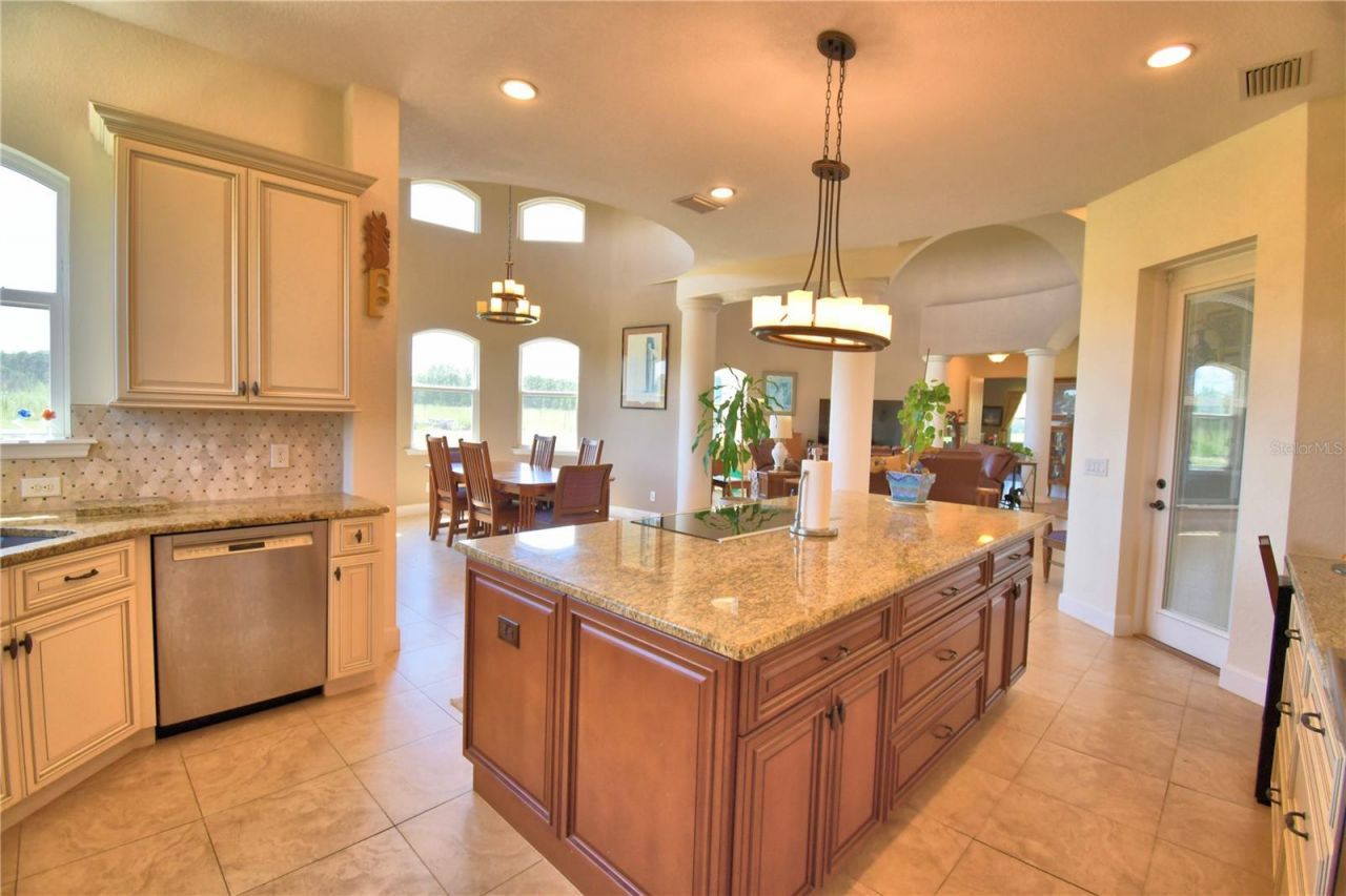 13023 Sweet Hill Rd, Polk City, FL 33868 Photo