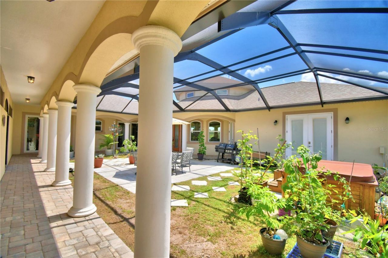 13023 Sweet Hill Rd, Polk City, FL 33868 Photo