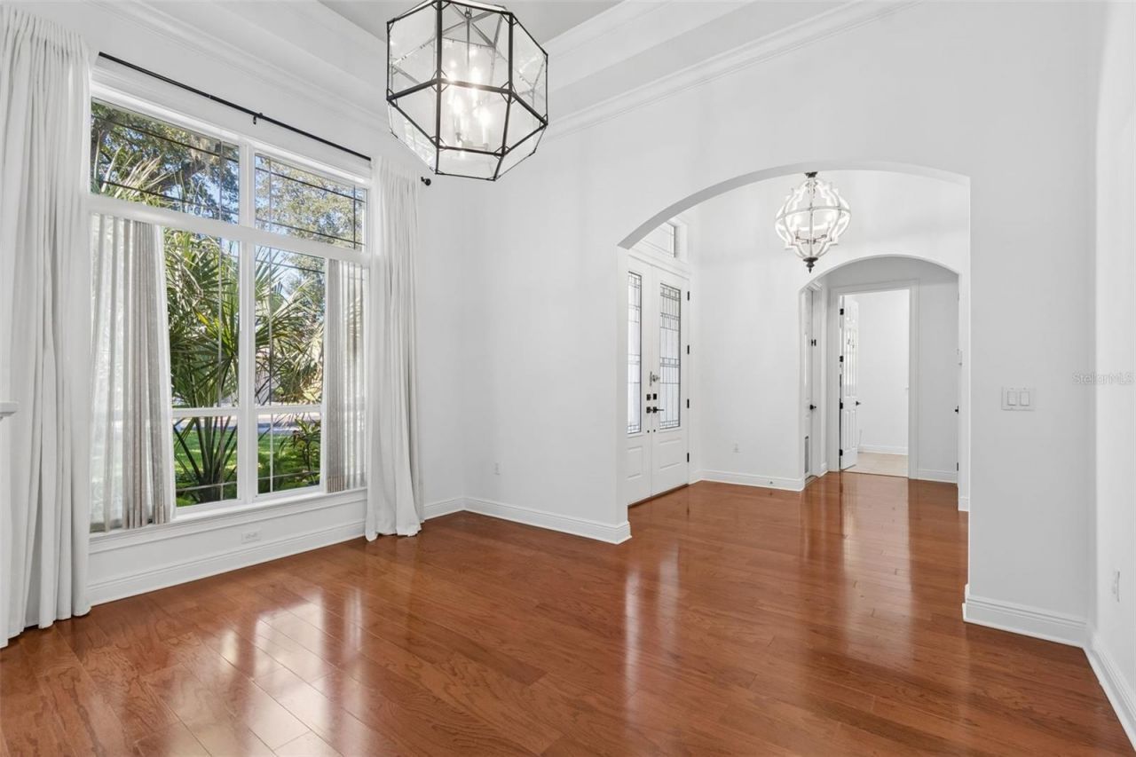 2107 Carroll Landing Drive, Tampa, FL 33612 Photo