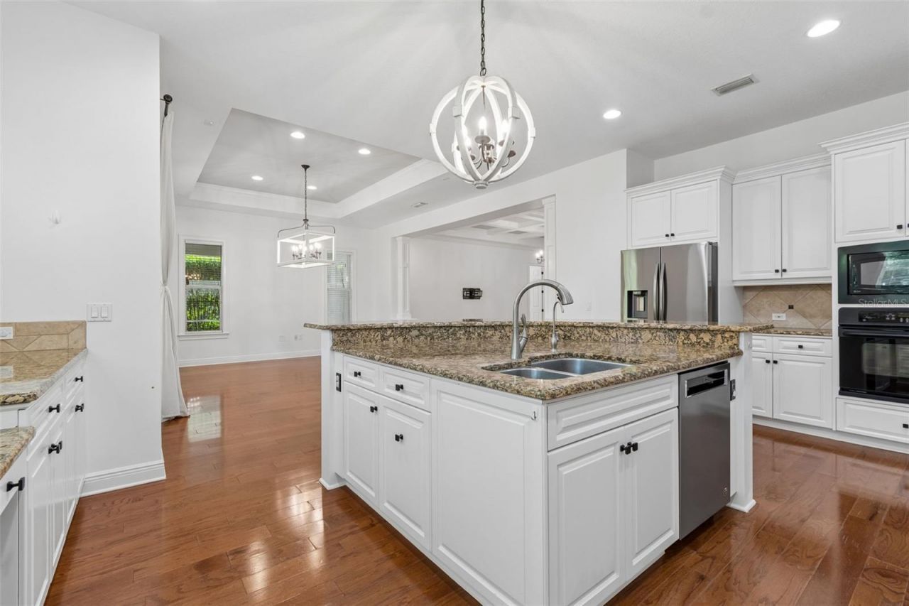 2107 Carroll Landing Drive, Tampa, FL 33612 Photo
