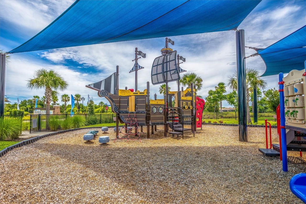 5718 Los Robles Court , Palmetto, FL 34221 Photo