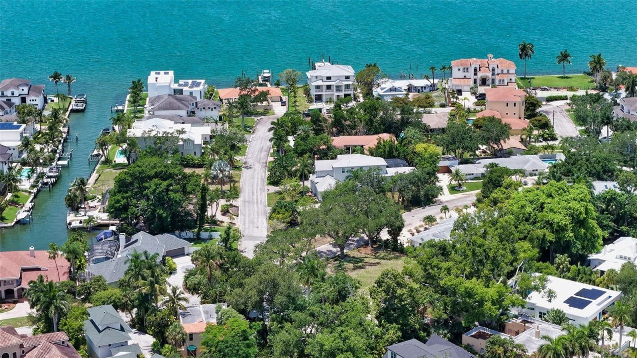2155 Oriole Drive, Sarasota, FL 34239 Photo