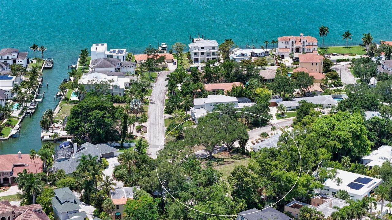 2155 Oriole Drive, Sarasota, FL 34239 Photo