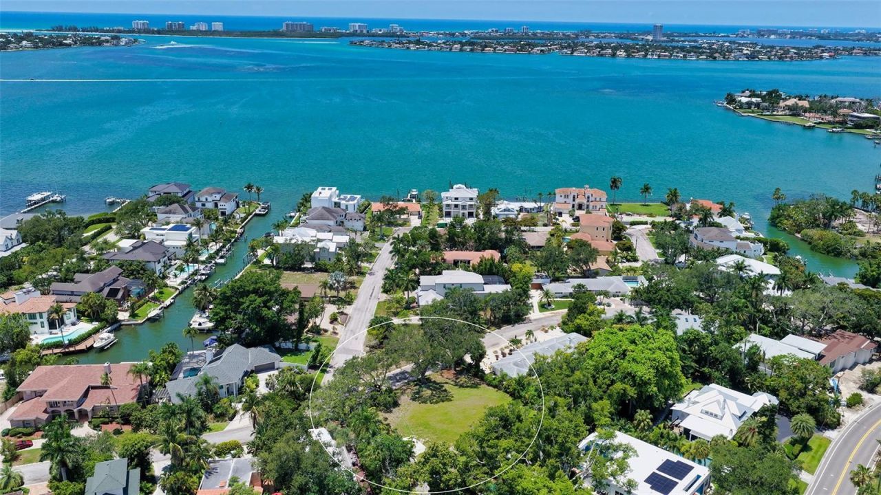 2155 Oriole Drive, Sarasota, FL 34239 Photo
