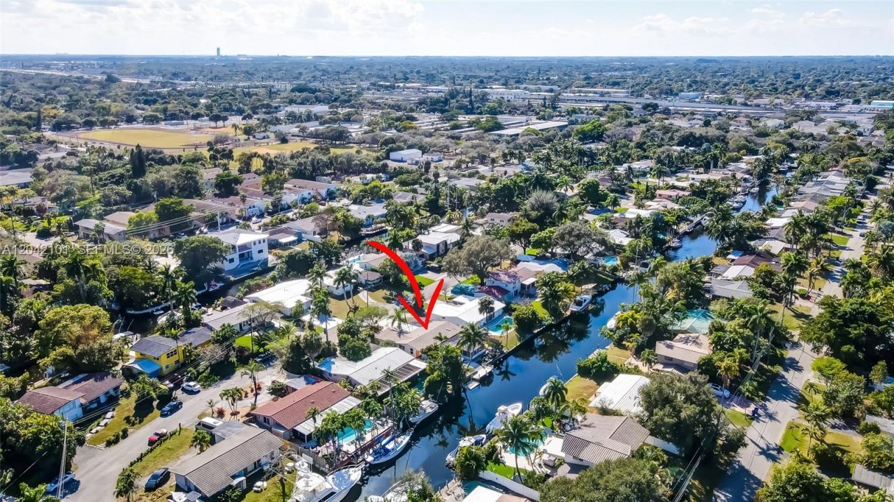 1521 SW 5th Ct , Fort Lauderdale, FL 33312 Photo