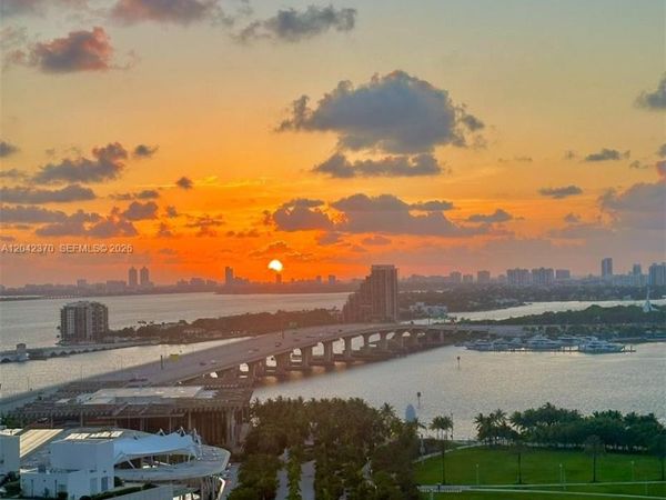 900 Biscayne Blvd , Unit 2312, Miami, FL 33132